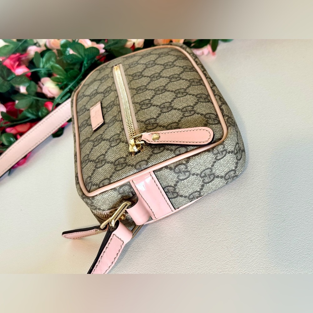 Stunning Gucci GG Supreme Canvas Crossbody Camera Bag Beige Pink - Picture 4 of 16